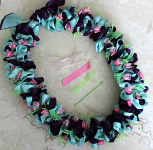 Simple Ribbon Lei Tutorial More RIBBON LEIS tutorial! - Jensen Creative Works